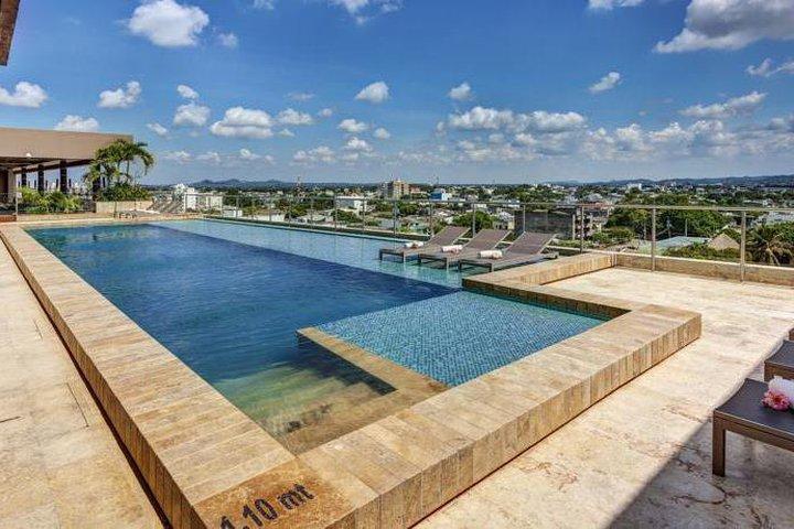 Ghl Hotel Monteria Exterior photo Infinity pool