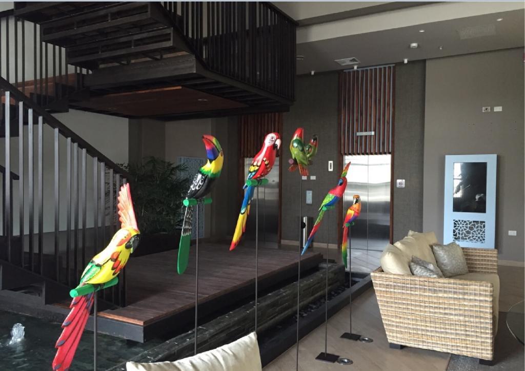 Ghl Hotel Monteria Exterior photo Parrots at the lobby