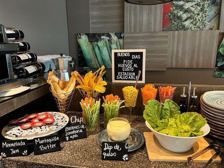 Ghl Hotel Monteria Exterior photo A salad bar at a restaurant in Madrid, Spain